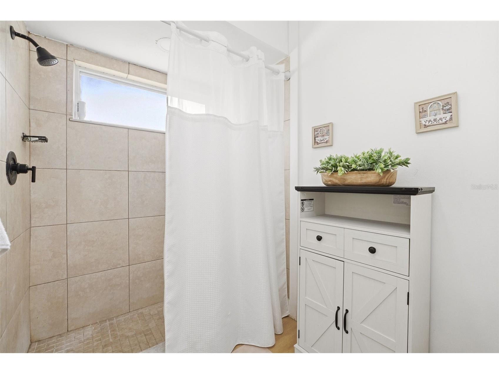 154 Hidden Springs Circle Kissimmee FL 34743 O6411797 image29