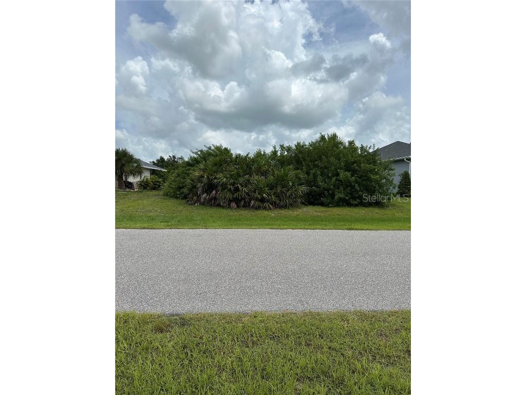 154 Lime Tree Park Rotonda West FL 33947 N6133933 image1