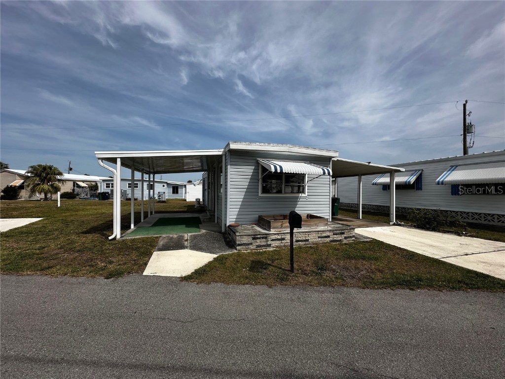 154 Maui Drive Palmetto FL 34221 A4638721 image1