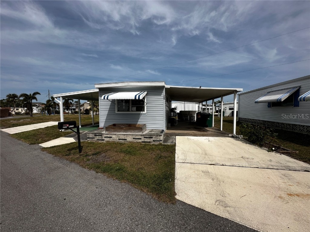 154 Maui Drive Palmetto FL 34221 A4638721 image2