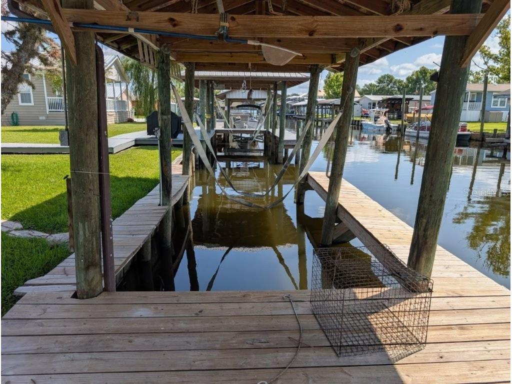 154 Moonlite Drive Welaka FL 32193 V4949895 image11