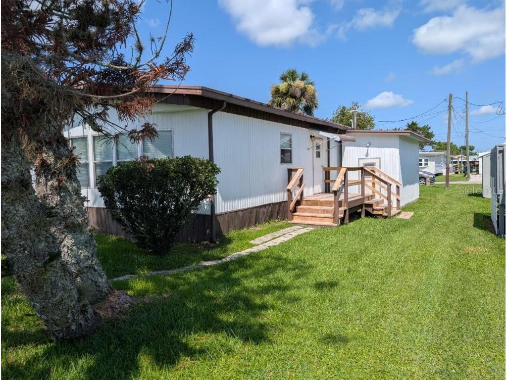 154 Moonlite Drive Welaka FL 32193 V4949895 image13