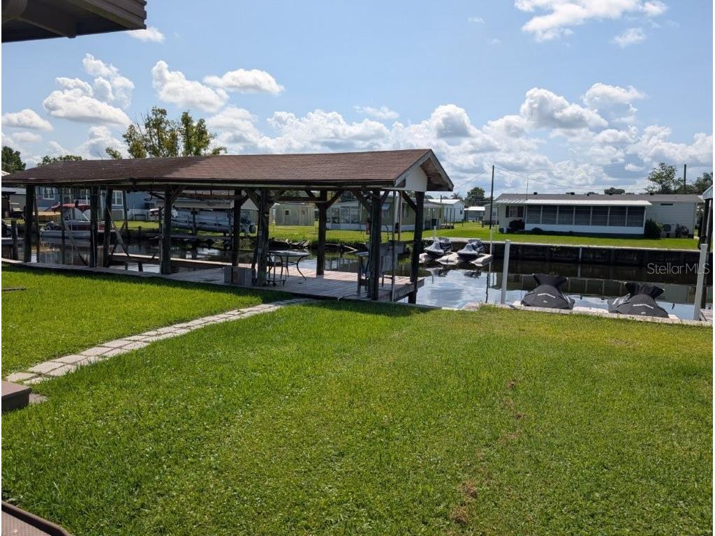 154 Moonlite Drive Welaka FL 32193 V4949895 image3