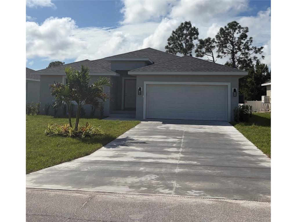 154 White Pine Drive Rotonda West FL 33947 A4658353 image1