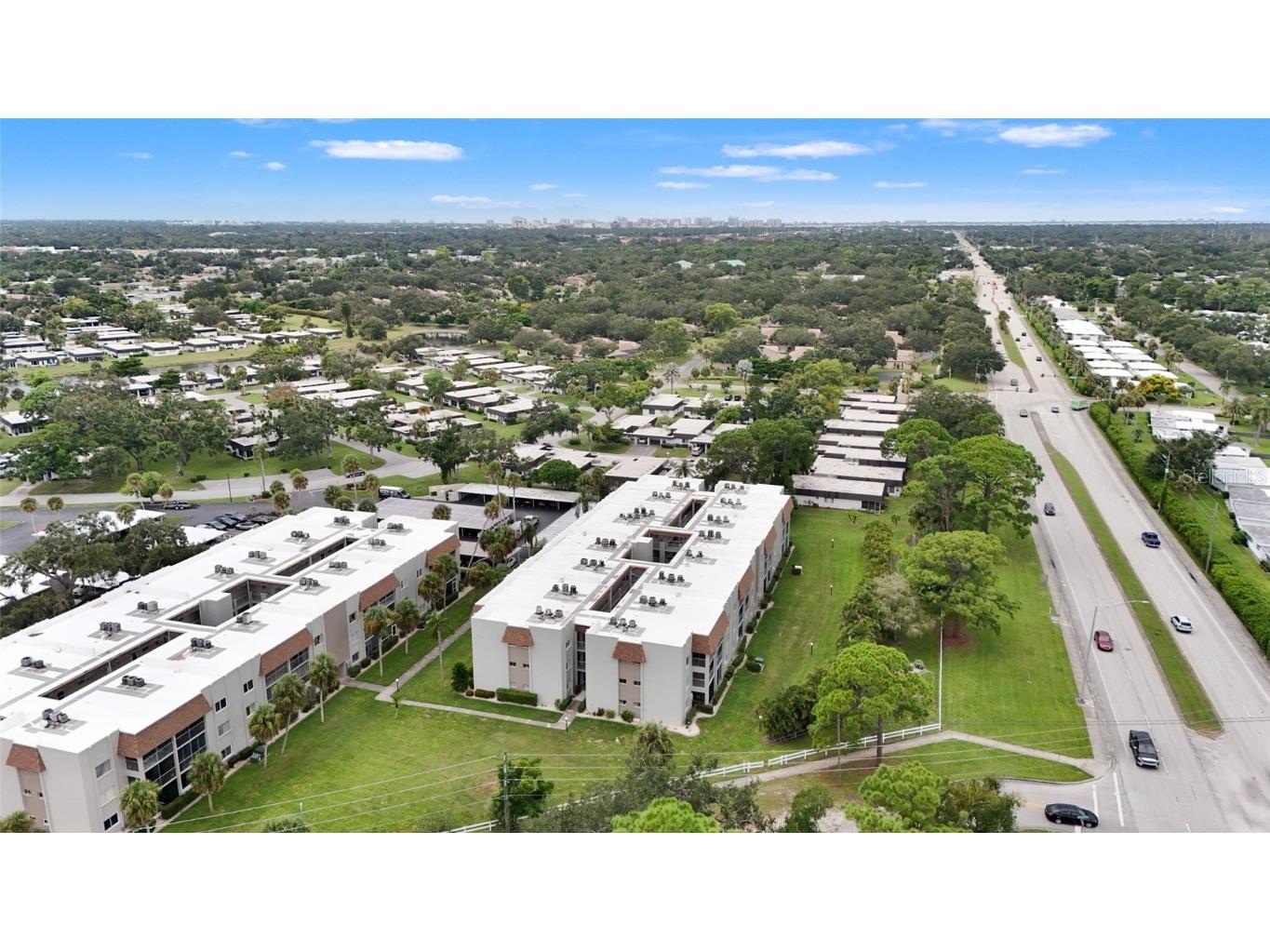 1540 Glen Oaks Drive E #B134 Sarasota FL 34232 A4664941 image32