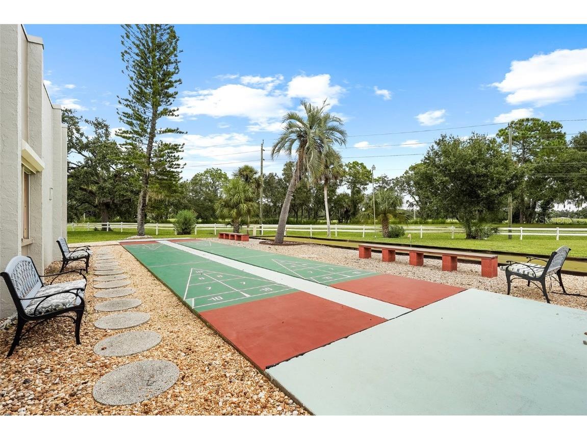 1540 Glen Oaks Drive E #B134 Sarasota FL 34232 A4664941 image38