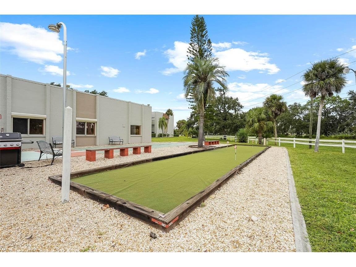 1540 Glen Oaks Drive E #B134 Sarasota FL 34232 A4664941 image39