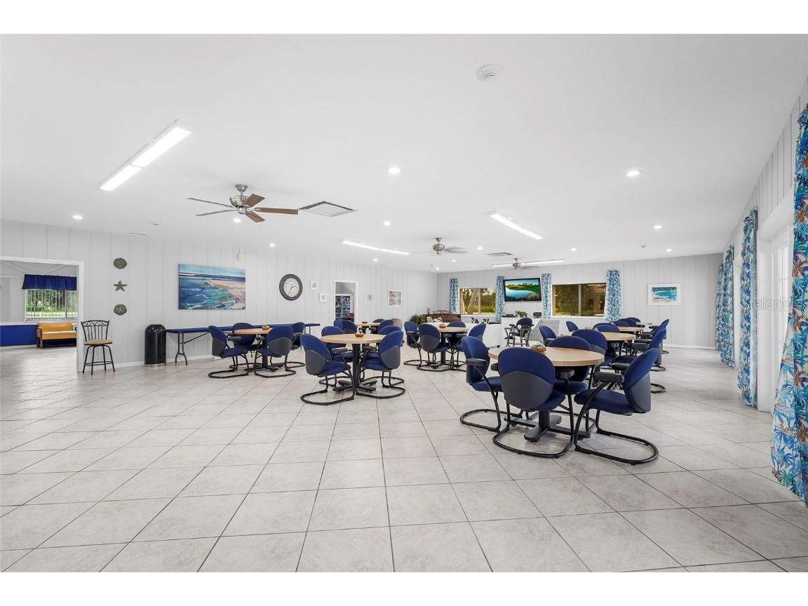 1540 Glen Oaks Drive E #B134 Sarasota FL 34232 A4664941 image43