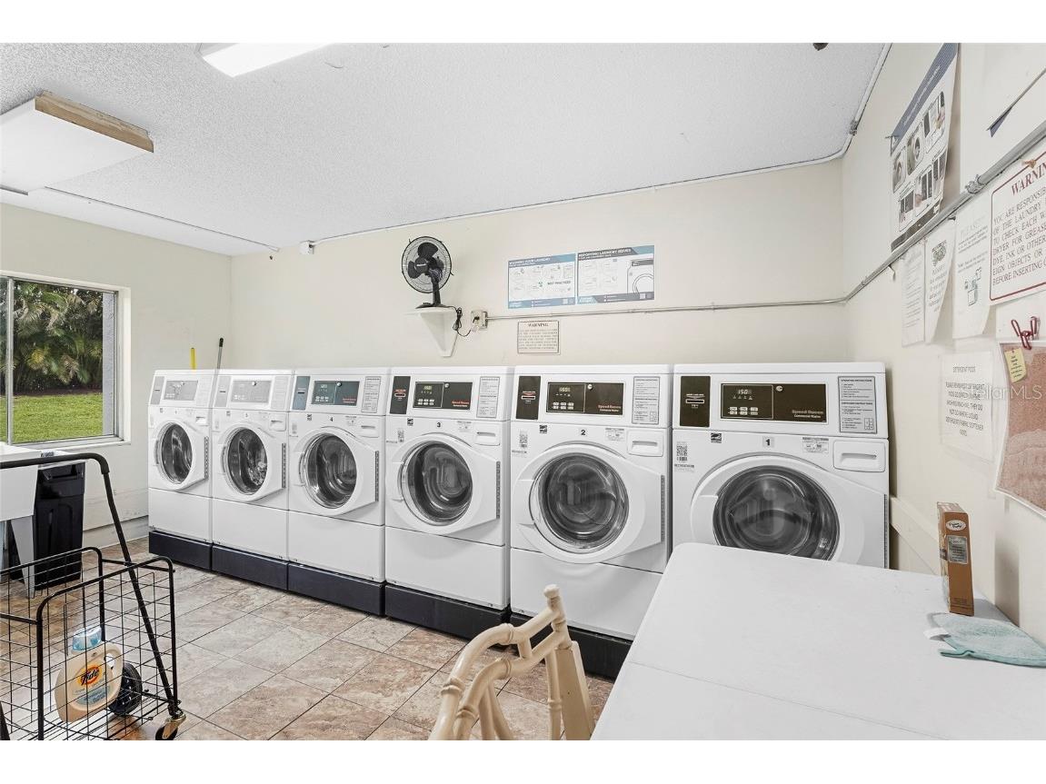 1540 Glen Oaks Drive E #B134 Sarasota FL 34232 A4664941 image48