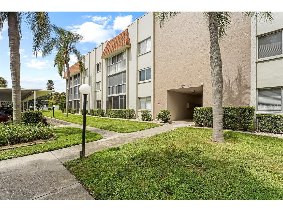 1540 Glen Oaks Drive E #B134 Sarasota FL 34232 A4664941 image9