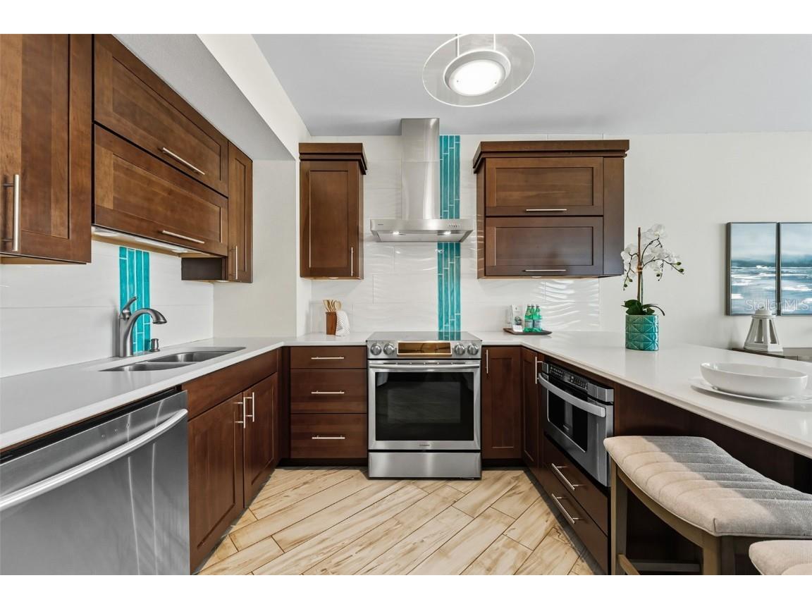 1540 Gulf Boulevard #1805 Clearwater Beach FL 33767 - CLEARWATER/SAND KEY BEACH TB8429083 image5