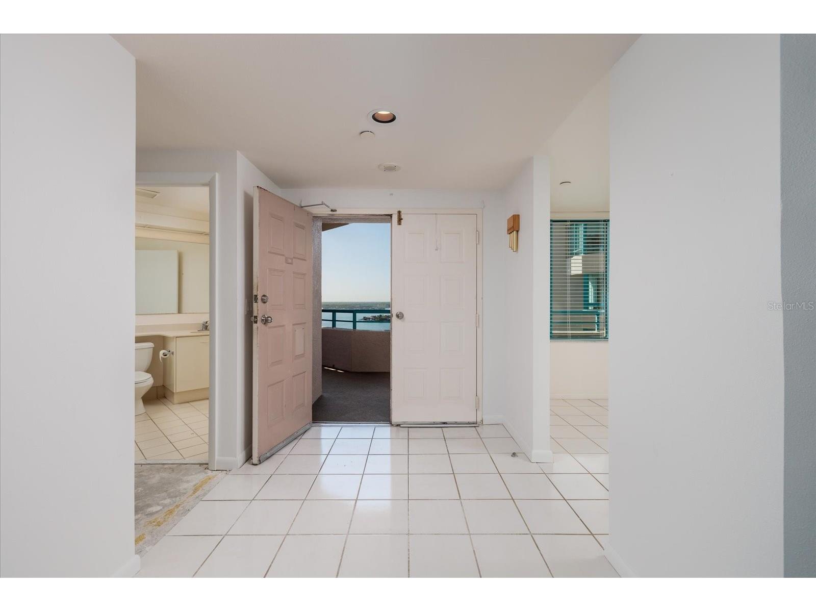 1540 Gulf Boulevard #2205 Clearwater Beach FL 33767 - GULF OF AMERICA TB8486887 image4