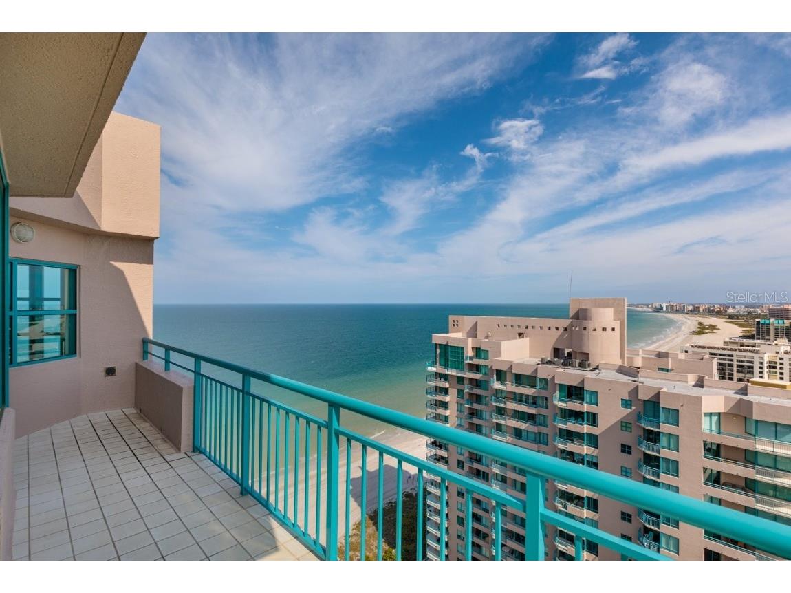 1540 Gulf Boulevard #PH7 Clearwater Beach FL 33767 - GULF OF MEXICO TB8350738 image1