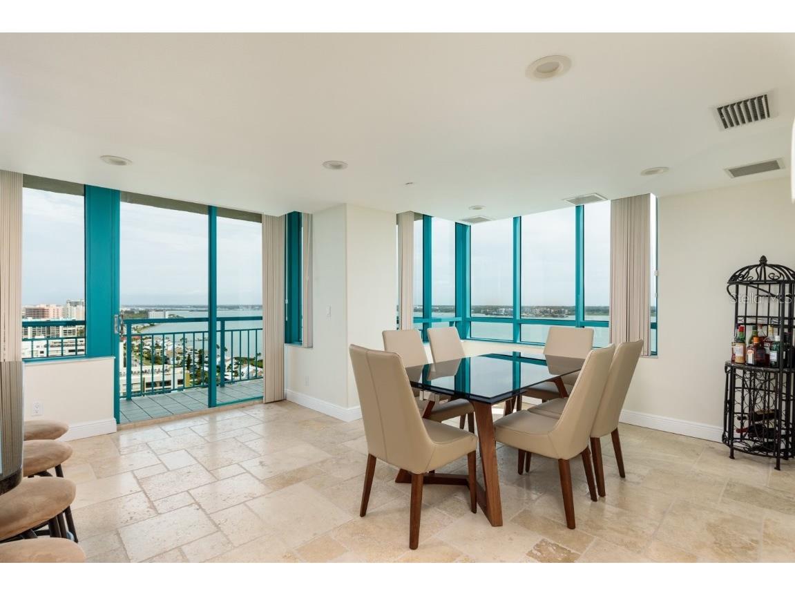 1540 Gulf Boulevard #PH7 Clearwater Beach FL 33767 - GULF OF MEXICO TB8350738 image17