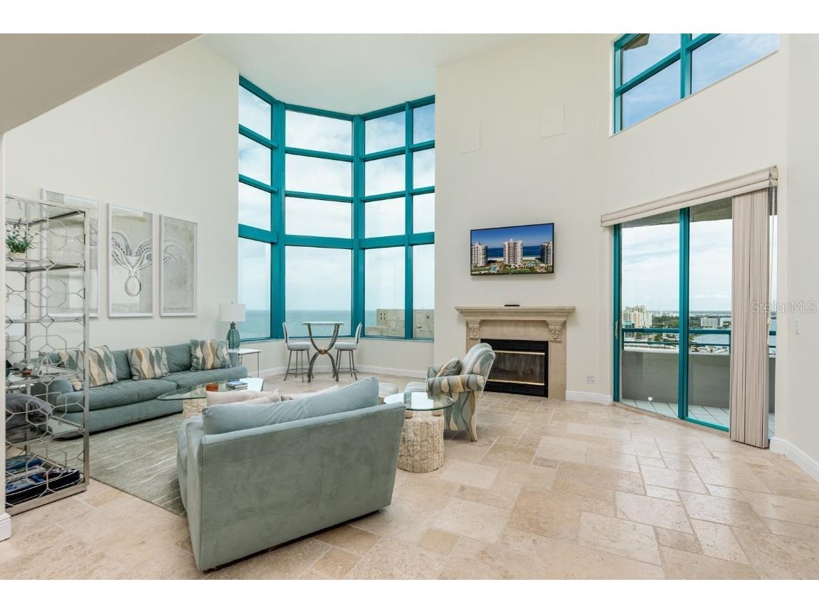 1540 Gulf Boulevard #PH7 Clearwater Beach FL 33767 - GULF OF MEXICO TB8350738 image5