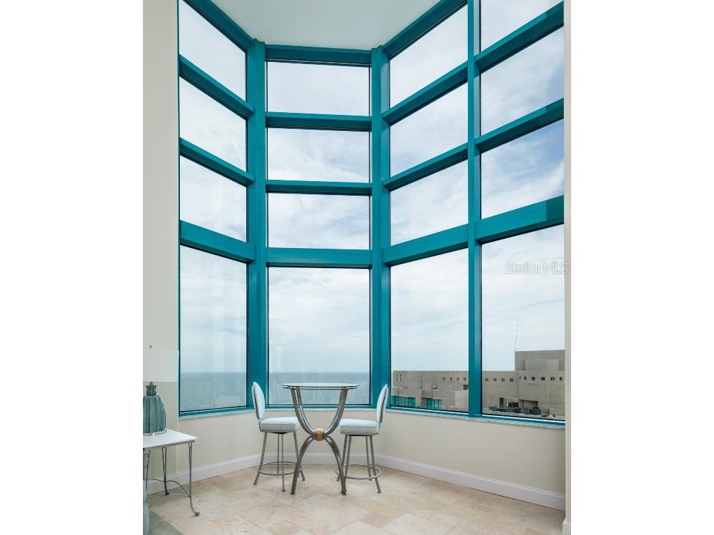 1540 Gulf Boulevard #PH7 Clearwater Beach FL 33767 - GULF OF MEXICO TB8350738 image6