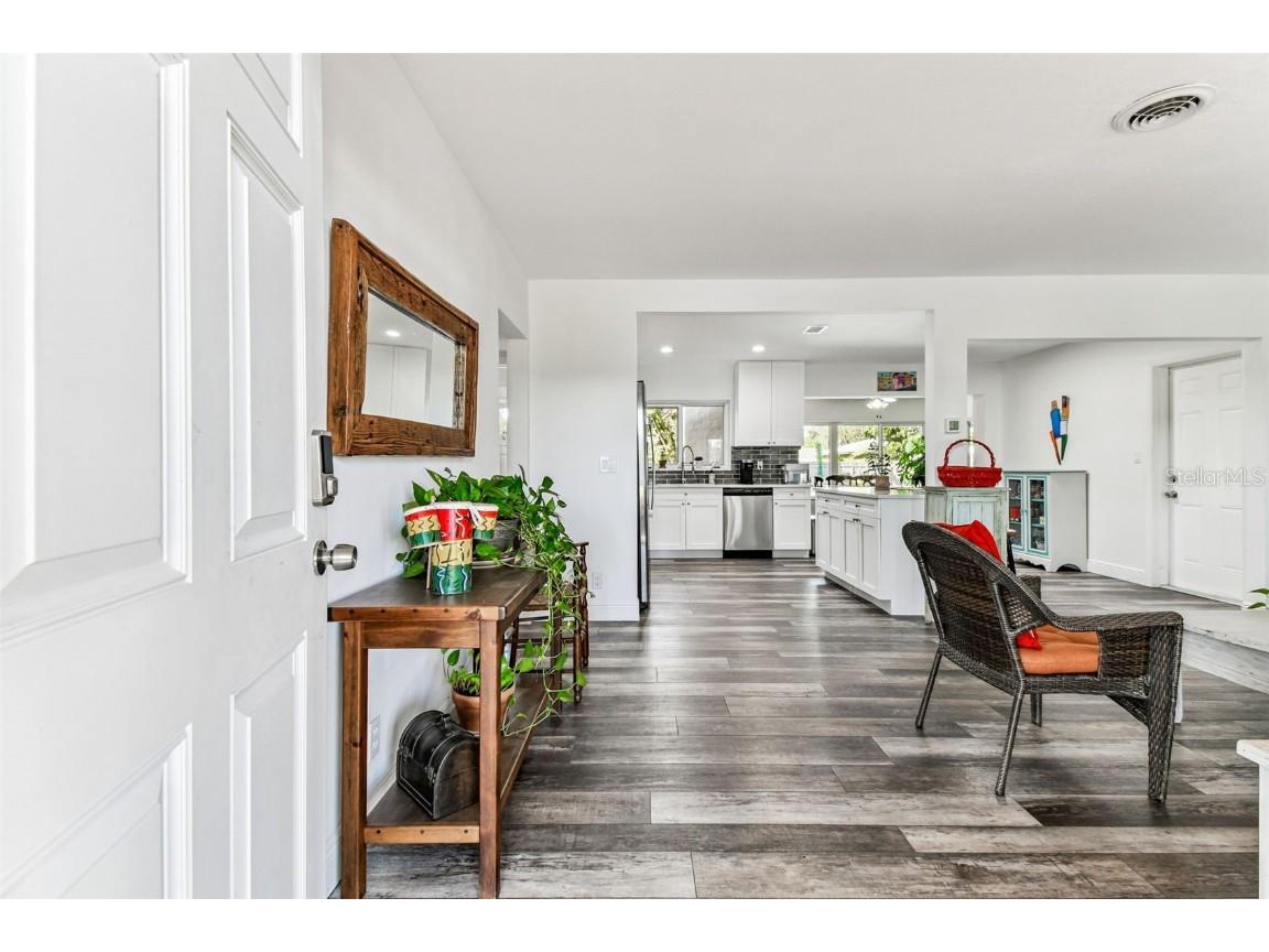 1540 Lime Street Clearwater FL 33756 W7880727 image4