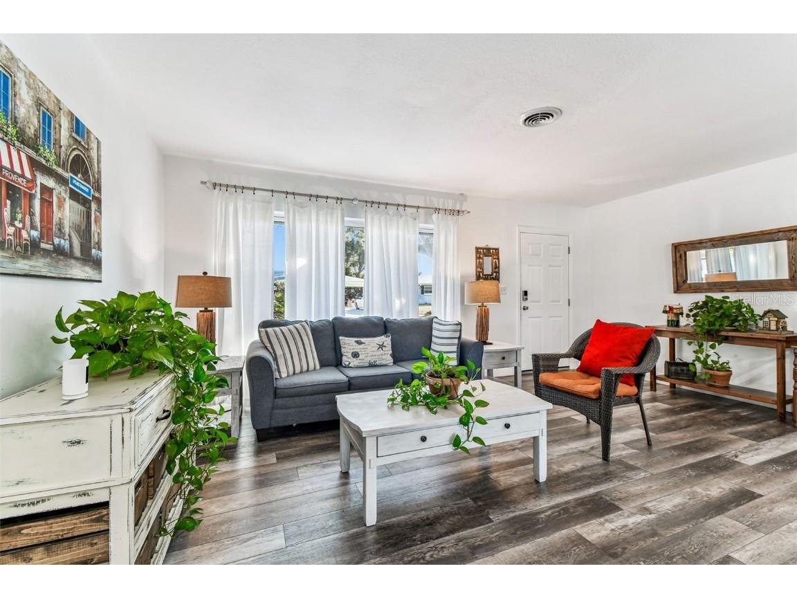 1540 Lime Street Clearwater FL 33756 W7880727 image5