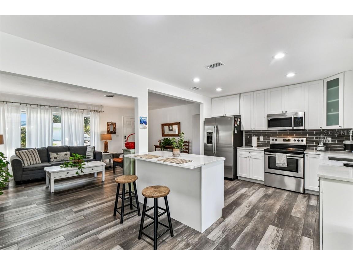 1540 Lime Street Clearwater FL 33756 W7880727 image8