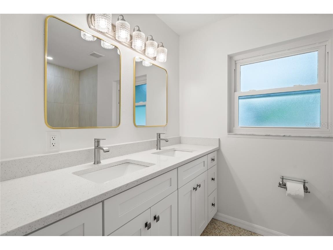 1540 San Roy Drive Dunedin FL 34698 TB8457393 image31