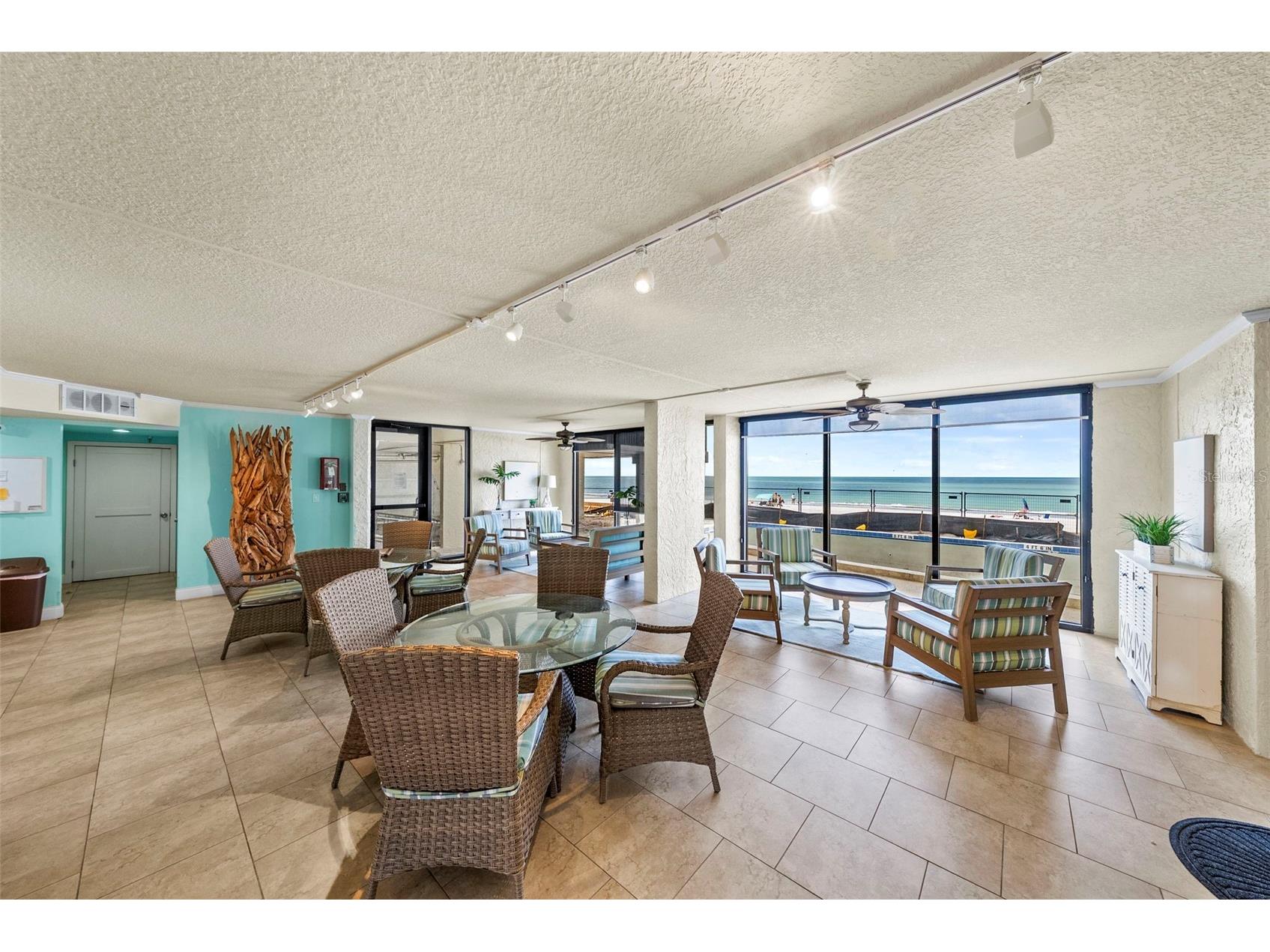 15400 Gulf Boulevard #401 Madeira Beach FL 33708 - GULF TB8507238 image45