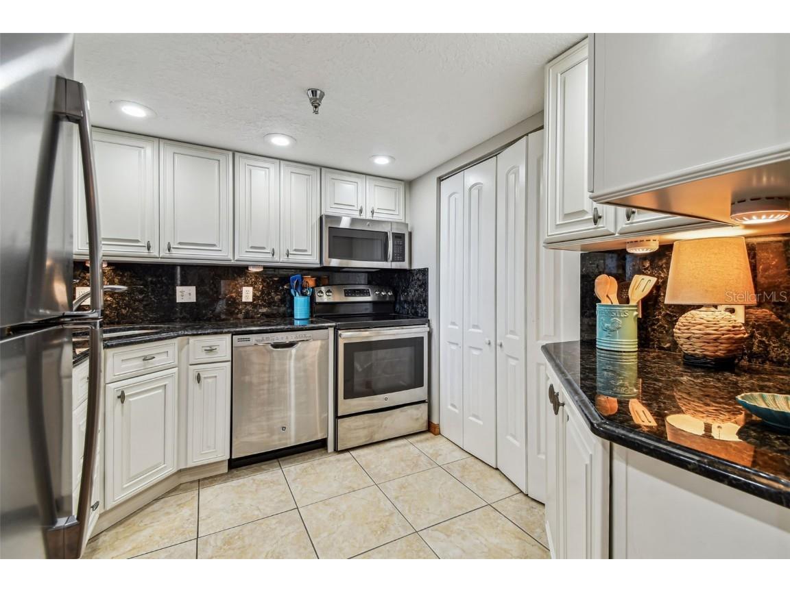 15400 Gulf Boulevard #403 Madeira Beach FL 33708 TB8410283 image12