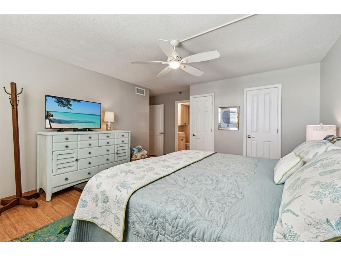 15400 Gulf Boulevard #403 Madeira Beach FL 33708 TB8410283 image36