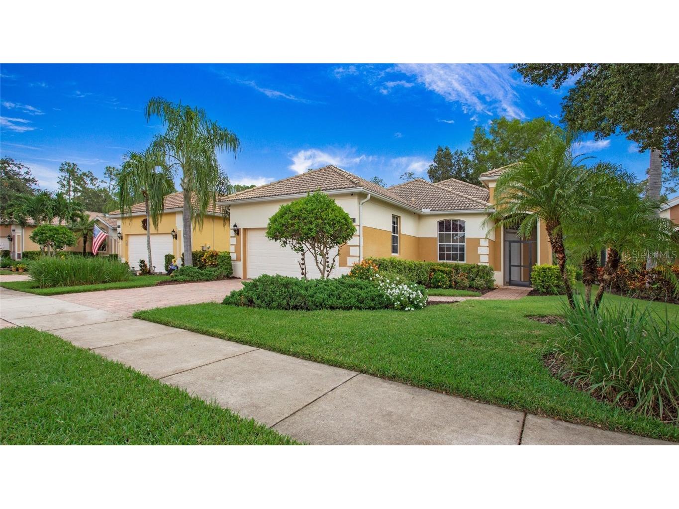 15401-1 Cortona Way Naples FL 34120 A4625540 image1