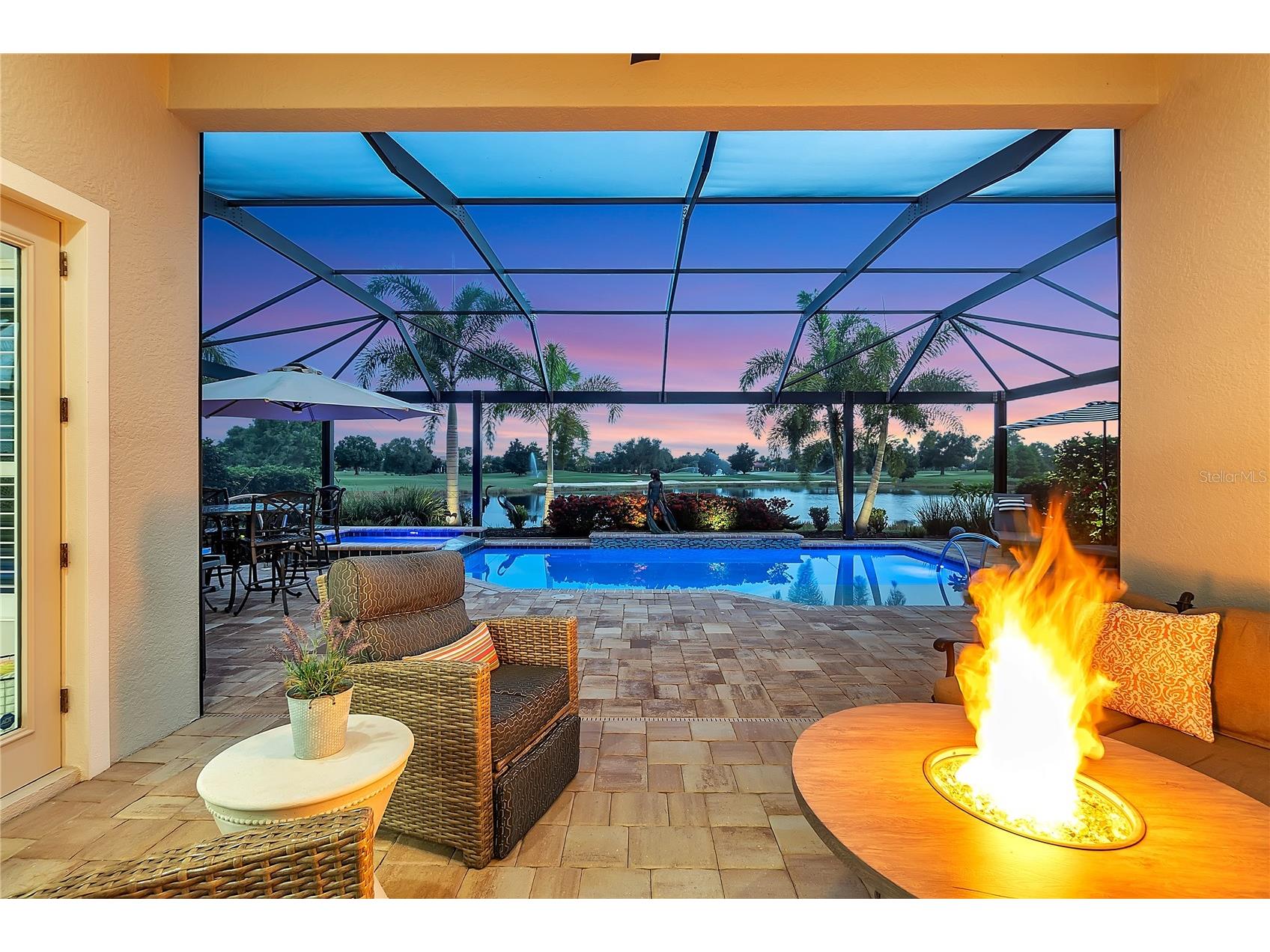 15402 Castle Park Terrace Bradenton FL 34202 A4699547 image4