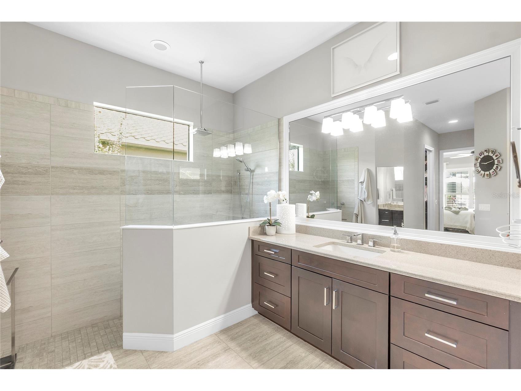 15402 Castle Park Terrace Bradenton FL 34202 A4699547 image54