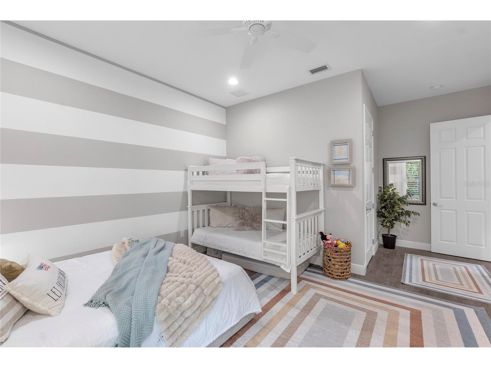 15402 Castle Park Terrace Bradenton FL 34202 A4699547 image63