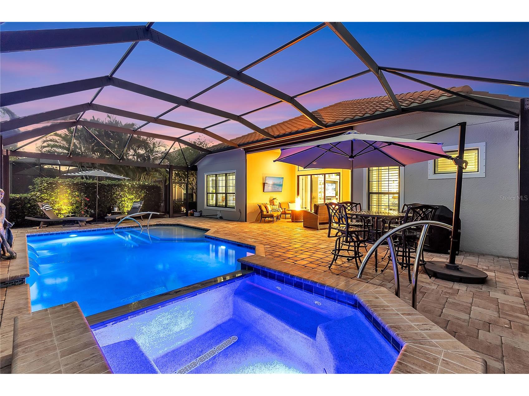 15402 Castle Park Terrace Bradenton FL 34202 A4699547 image8