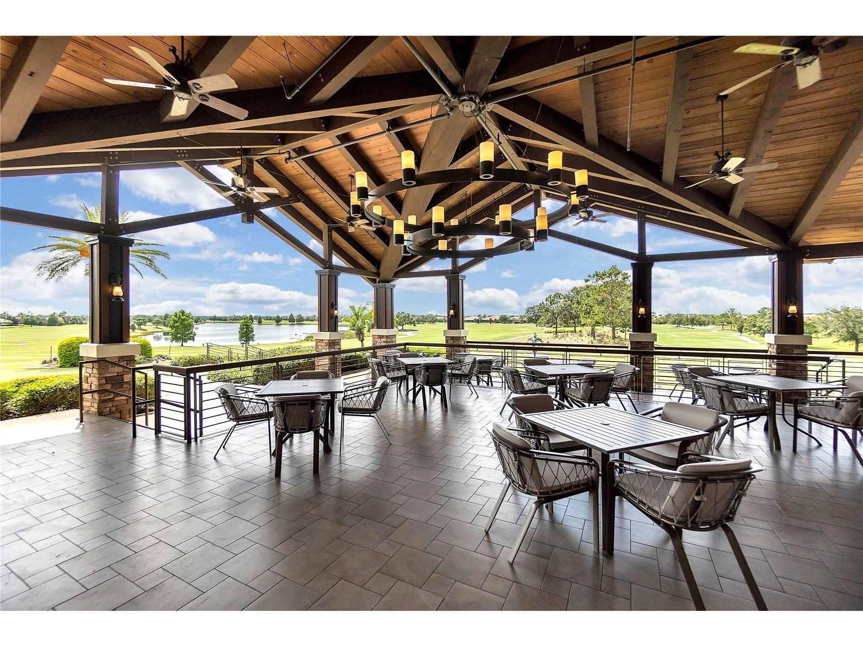 15402 Castle Park Terrace Bradenton FL 34202 A4699547 image80