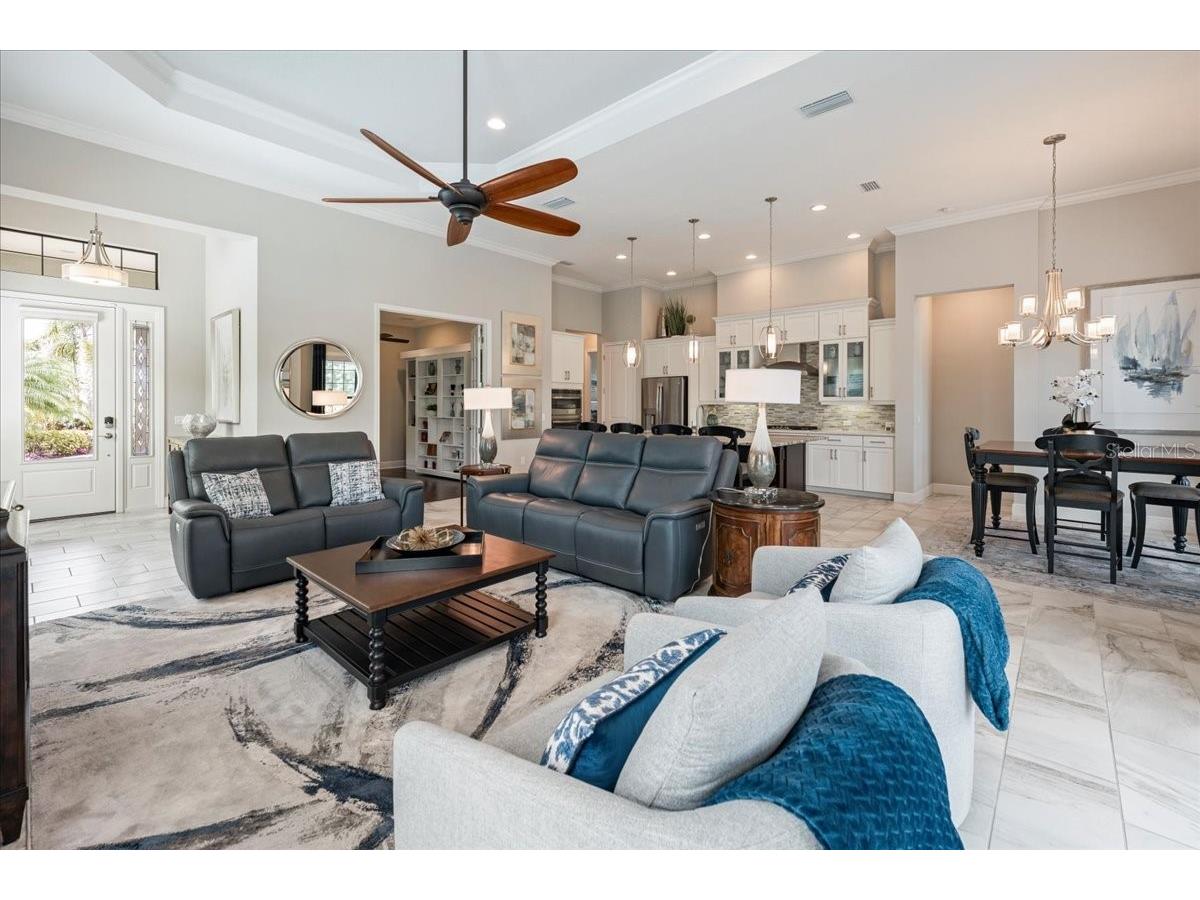 15406 Castle Park Terrace Bradenton FL 34202 A4694779 image10