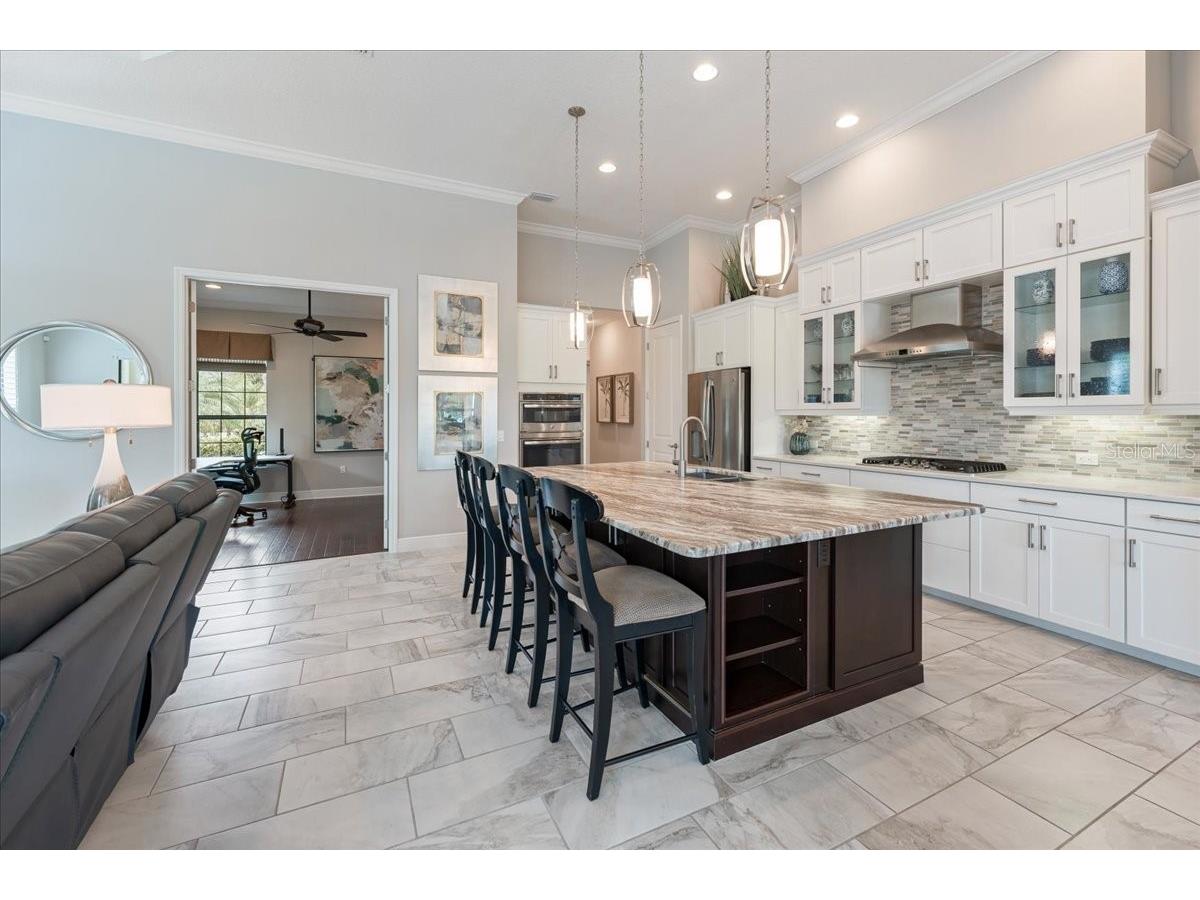 15406 Castle Park Terrace Bradenton FL 34202 A4694779 image12