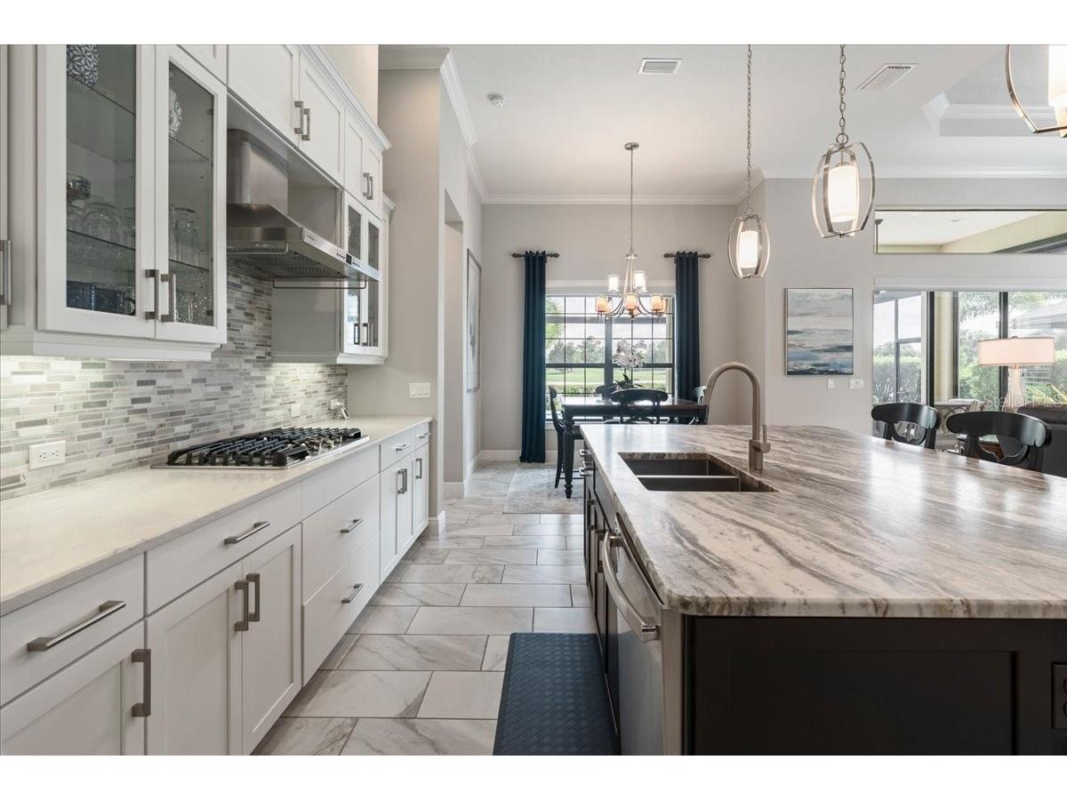 15406 Castle Park Terrace Bradenton FL 34202 A4694779 image14