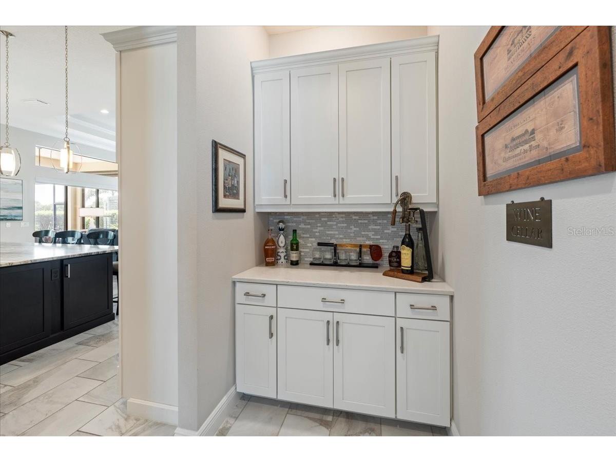 15406 Castle Park Terrace Bradenton FL 34202 A4694779 image28