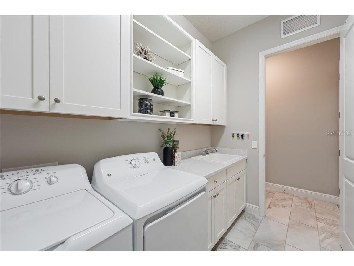 15406 Castle Park Terrace Bradenton FL 34202 A4694779 image37