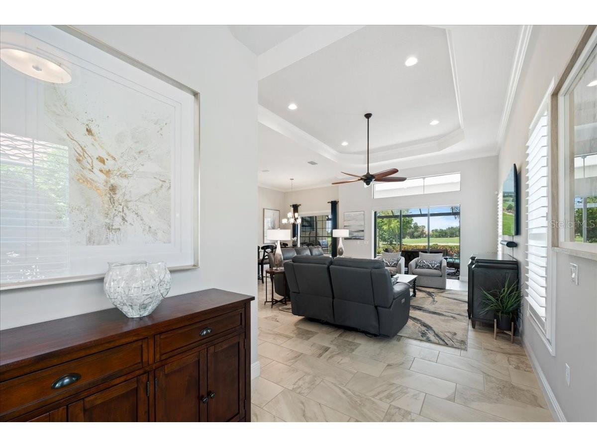 15406 Castle Park Terrace Bradenton FL 34202 A4694779 image4