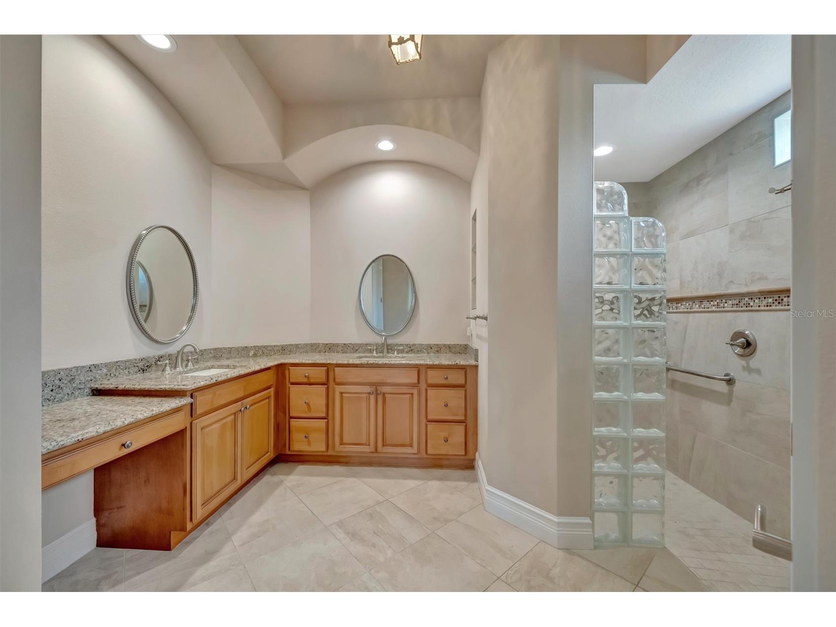 15407 Helmsdale Place Lakewood Ranch FL 34202 A4685892 image19