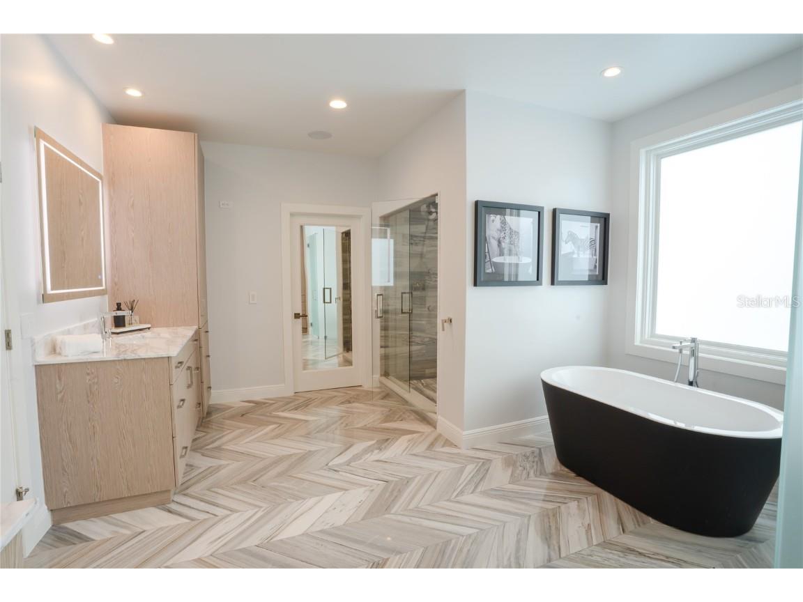 1541 Bay Point Drive Sarasota FL 34236 - HUDSON BAYOU A4634377 image26