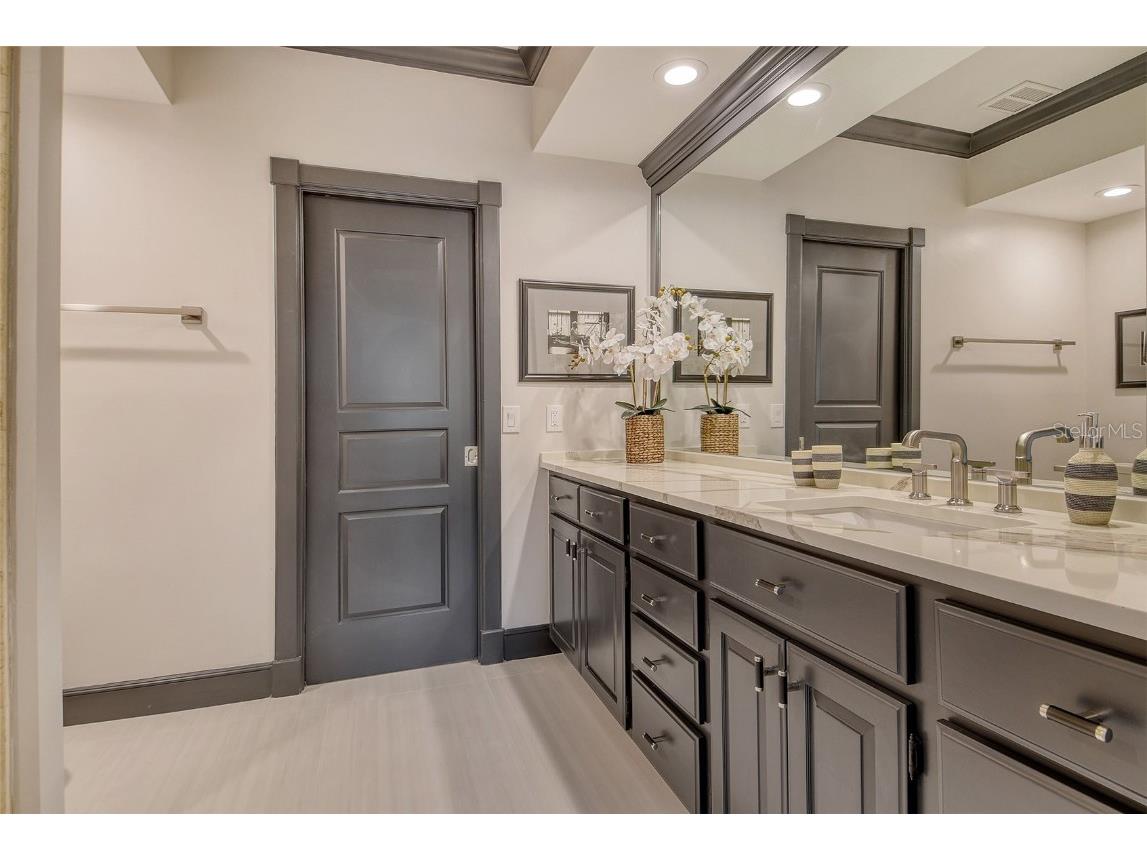 1541 Bay Point Drive Sarasota FL 34236 - HUDSON BAYOU A4634377 image35