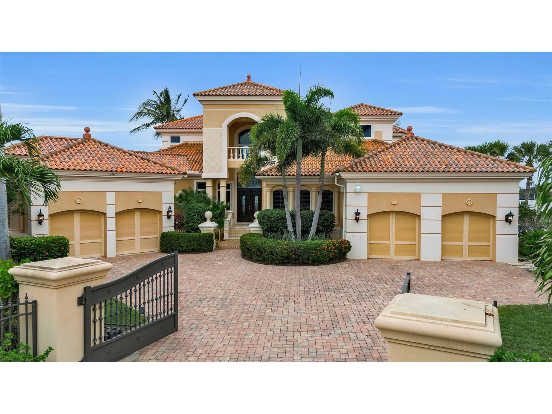 1541 Caribbean Drive Sarasota FL 34231 - SARASOTA BAY A4695466 image2