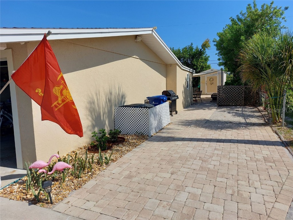 1541 Crest Drive Englewood FL 34223 N6137731 image23