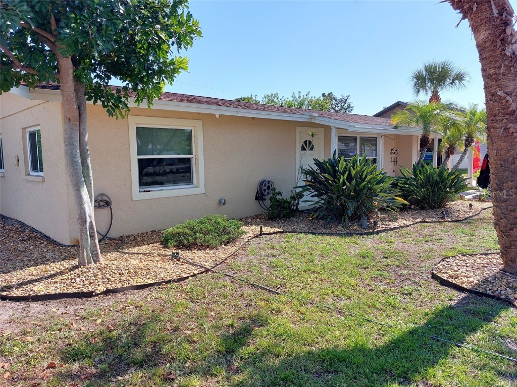 1541 Crest Drive Englewood FL 34223 N6137731 image28