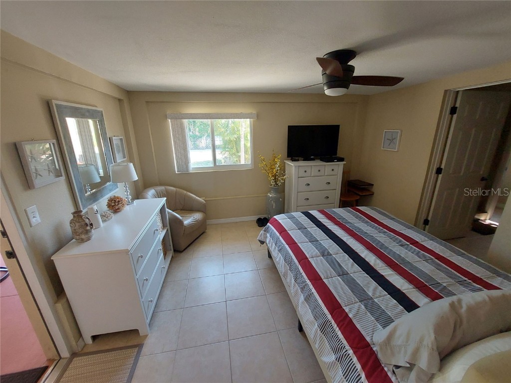 1541 Crest Drive Englewood FL 34223 N6137731 image8