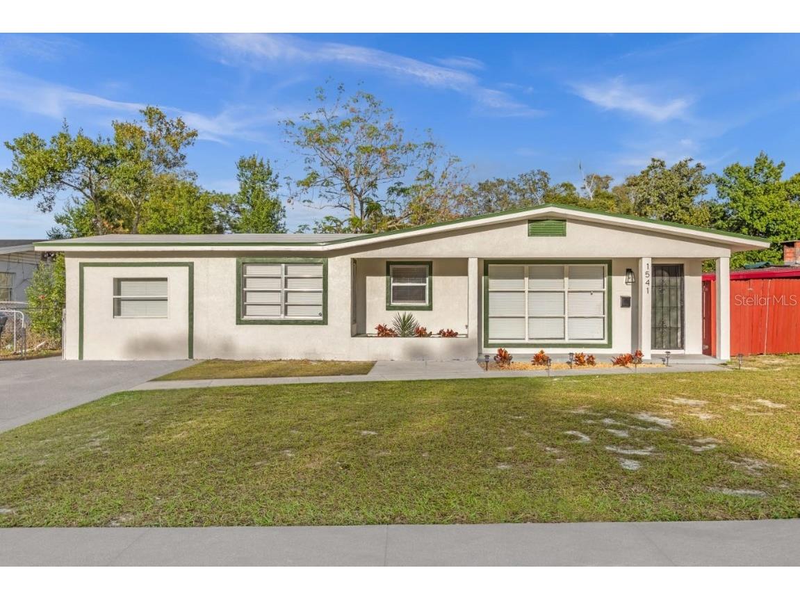 1541 Daly Street Orlando FL 32808 O6173779 image1