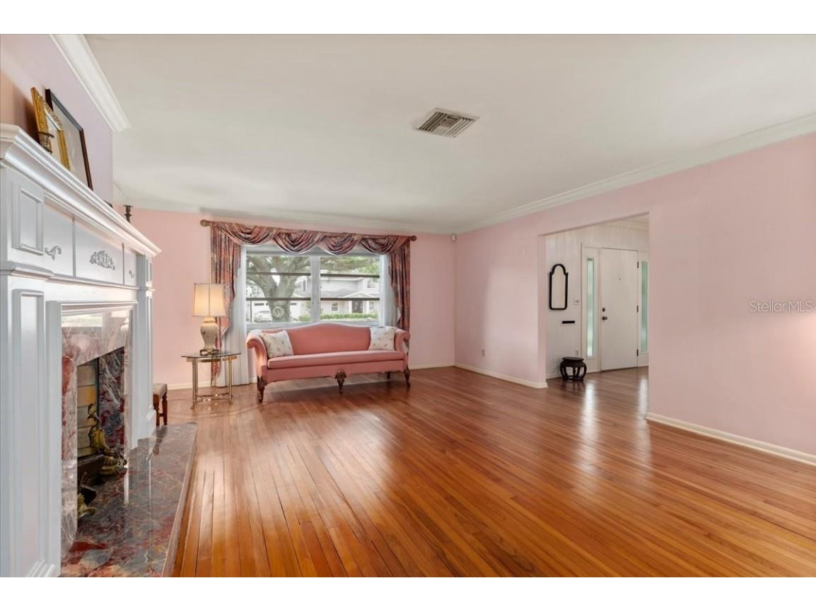 1541 Flower Drive Sarasota FL 34239 A4656365 image15