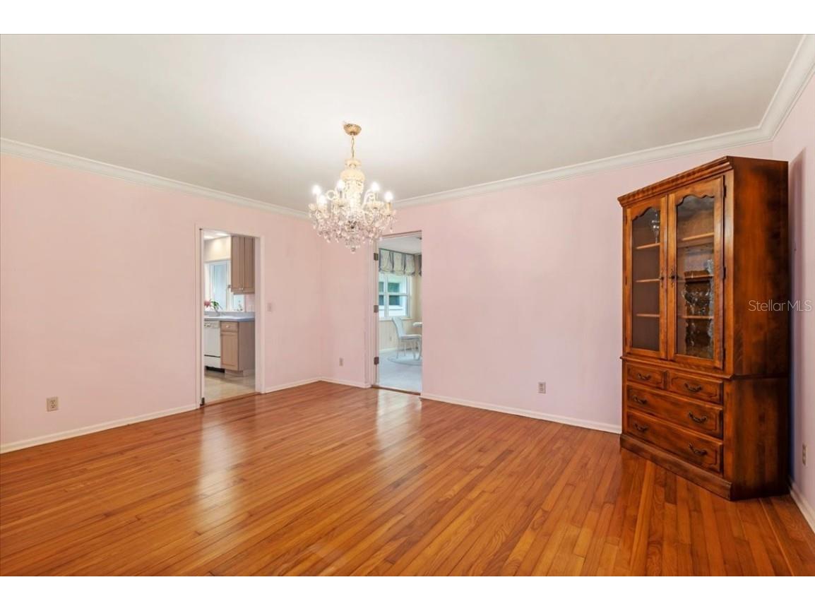 1541 Flower Drive Sarasota FL 34239 A4656365 image16