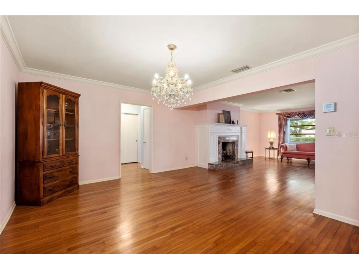 1541 Flower Drive Sarasota FL 34239 A4656365 image17